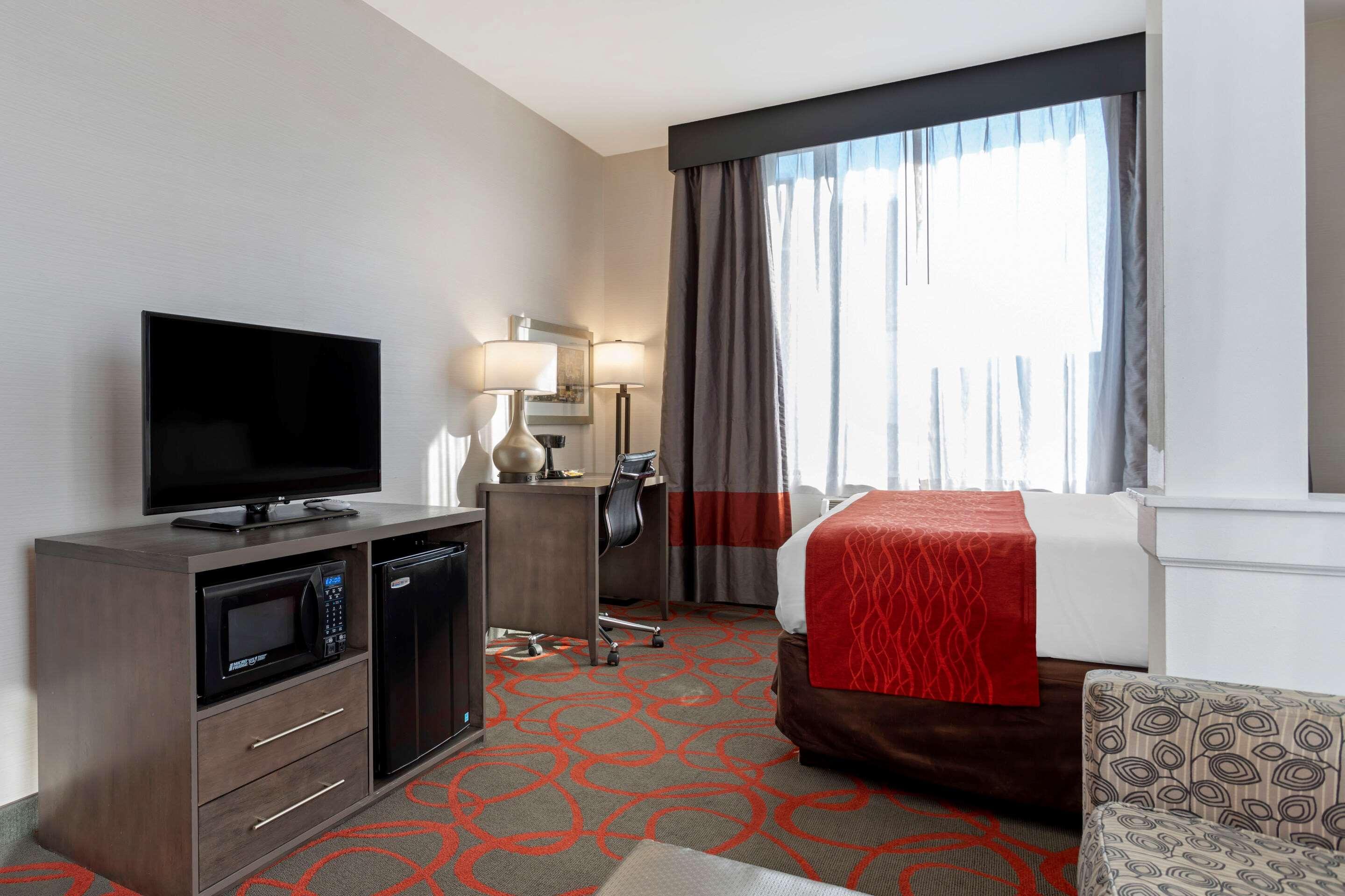 Comfort Inn&Suites near Stadium New York Eksteriør bilde