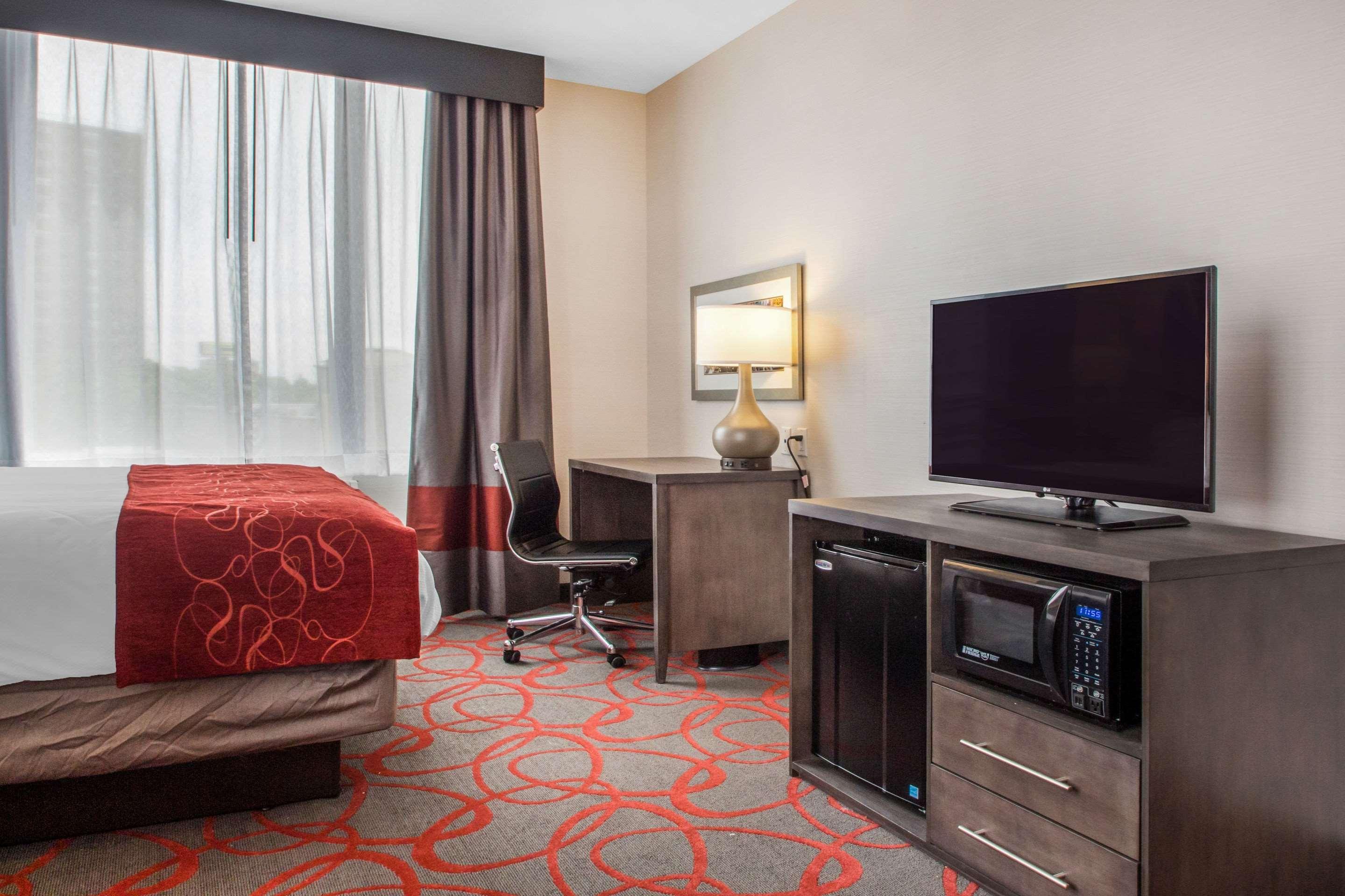 Comfort Inn&Suites near Stadium New York Eksteriør bilde