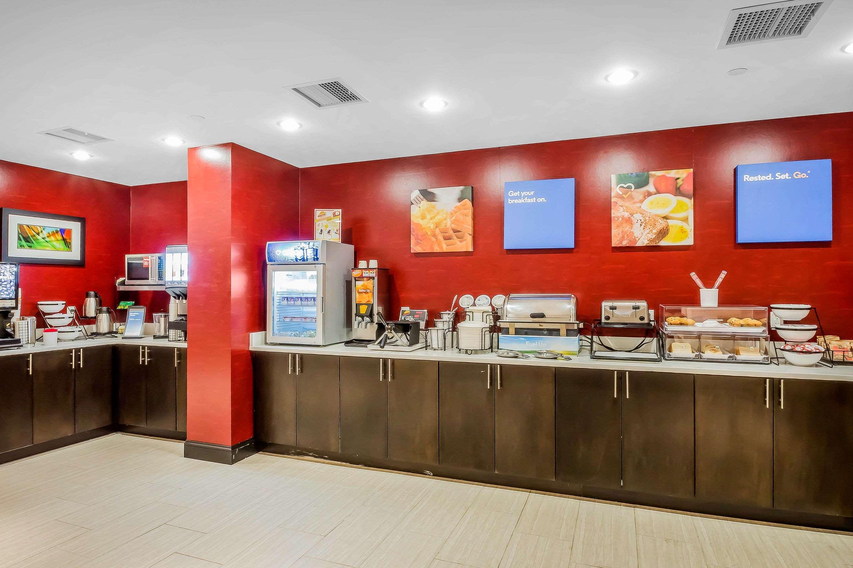 Comfort Inn&Suites near Stadium New York Eksteriør bilde