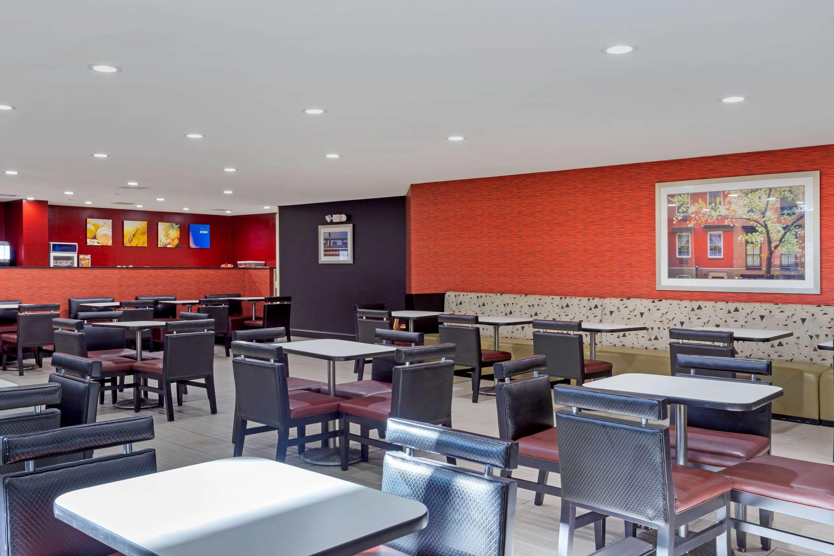 Comfort Inn&Suites near Stadium New York Eksteriør bilde